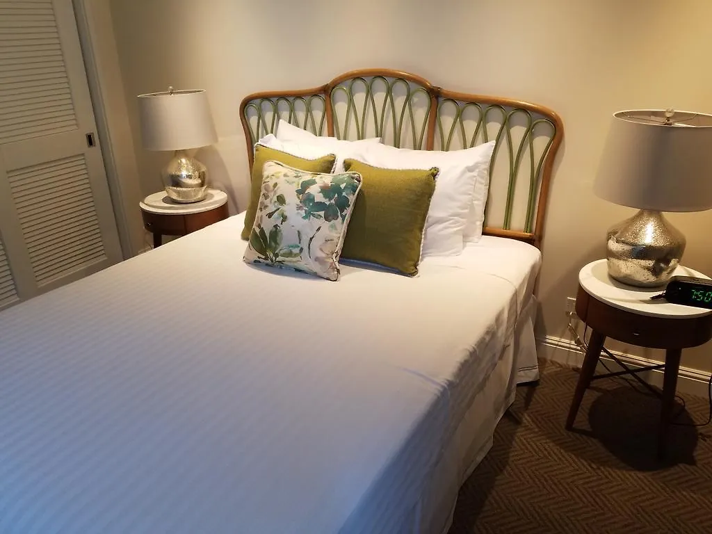 Hotel Imperial Hawaii Resort Honolulu